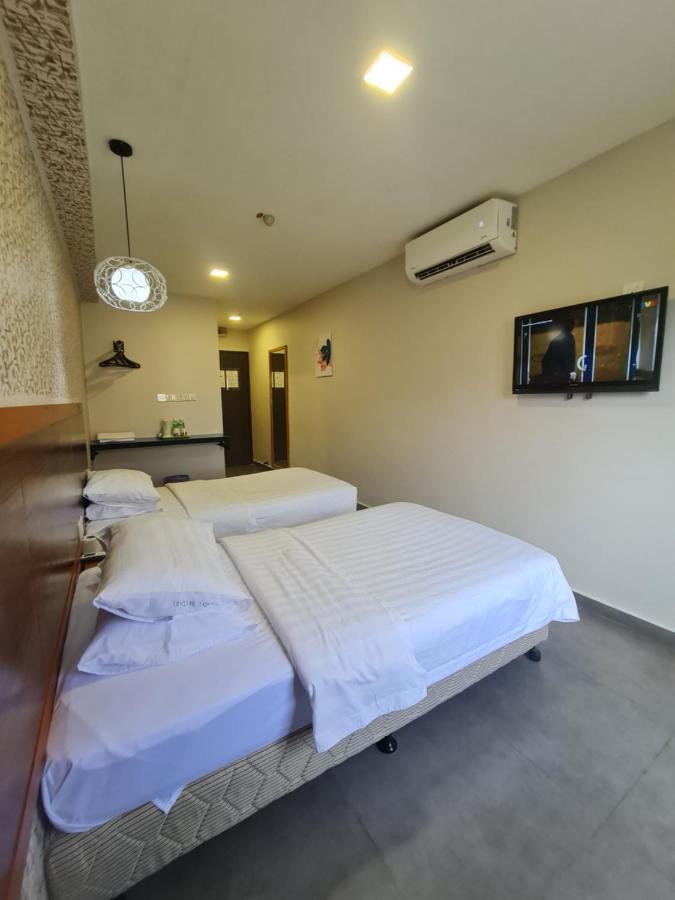 Hotel Bestari Kuala Lipis Exterior foto