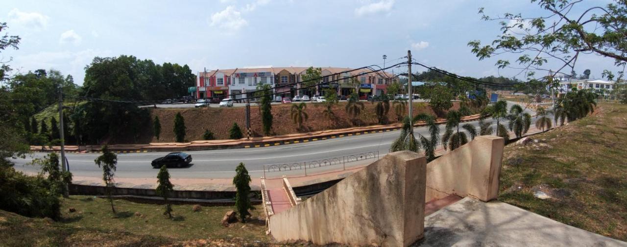 Hotel Bestari Kuala Lipis Exterior foto